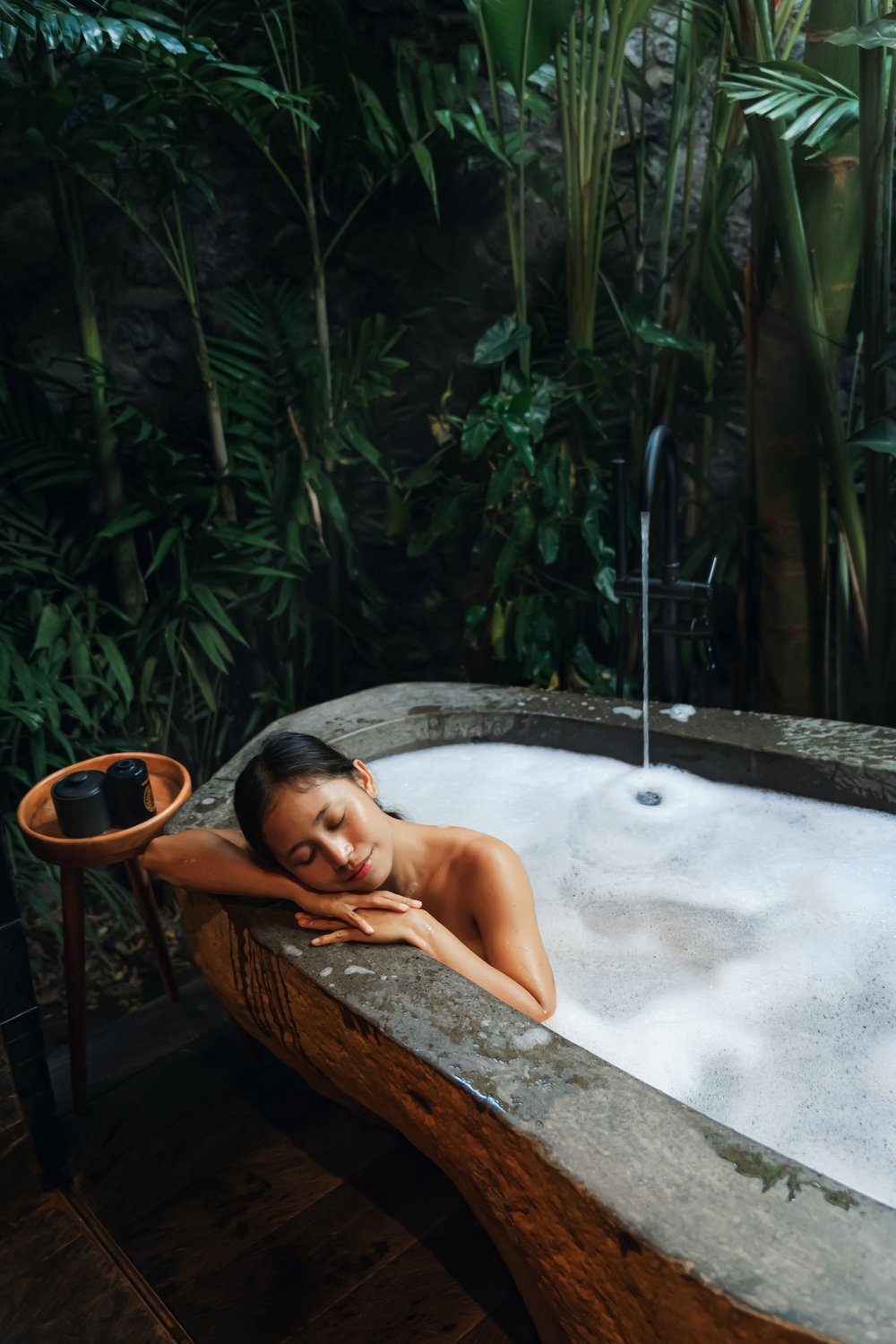 Rain shower in the villa's designer bathroom