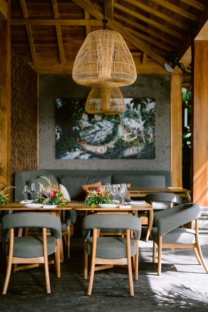 Reception table styled with tropical flowers